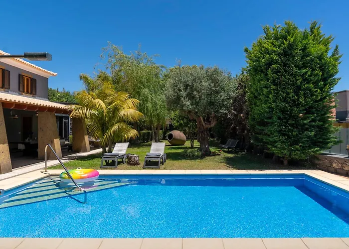 Esperança By An Island Calheta (Madeira)