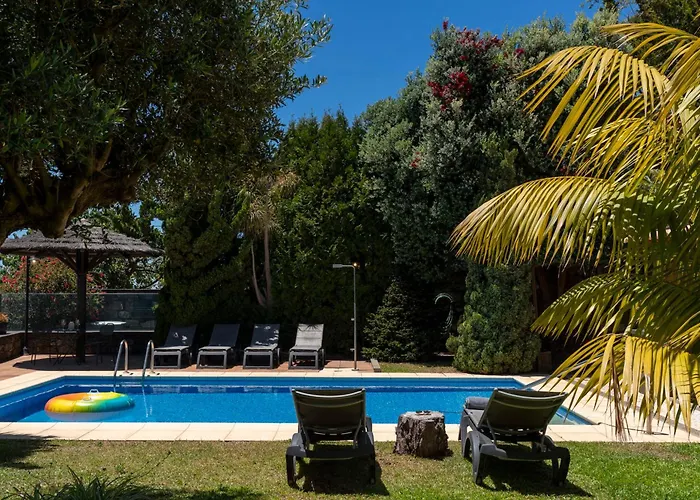 Esperança By An Island *